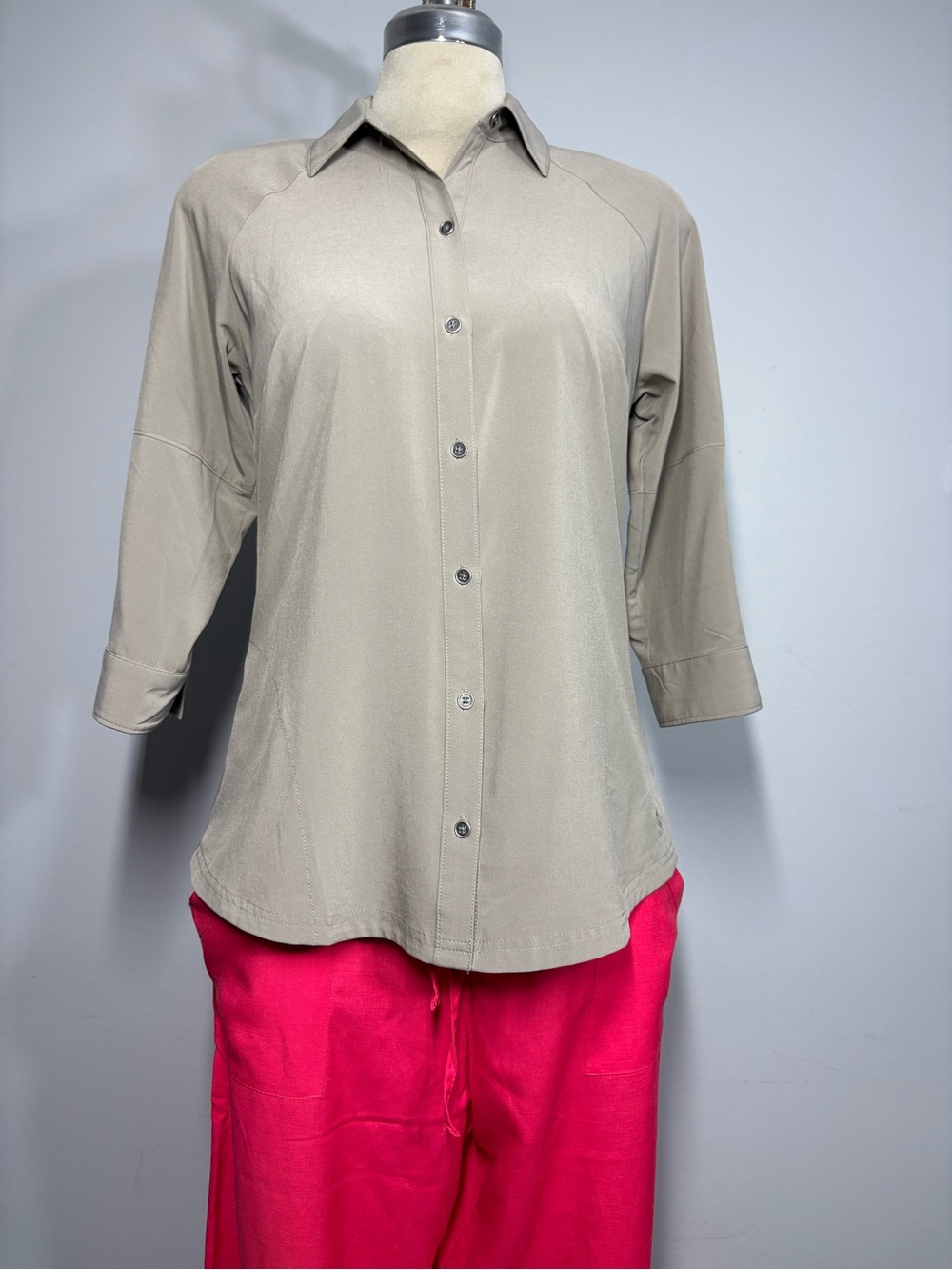 Columbia Olive Green Patterned Shirt with White Label